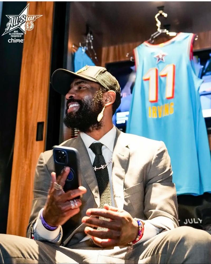 成都蓉城中锋位置板凳厚度不够，“韦德”或是徐正源的解决办法