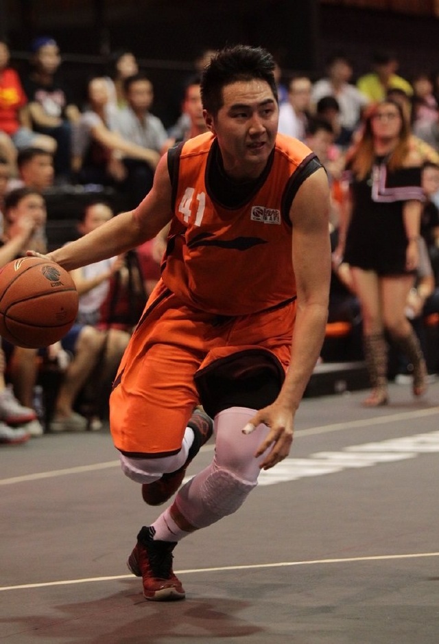 NBA联盟商业动态 转播与赞助最新进展