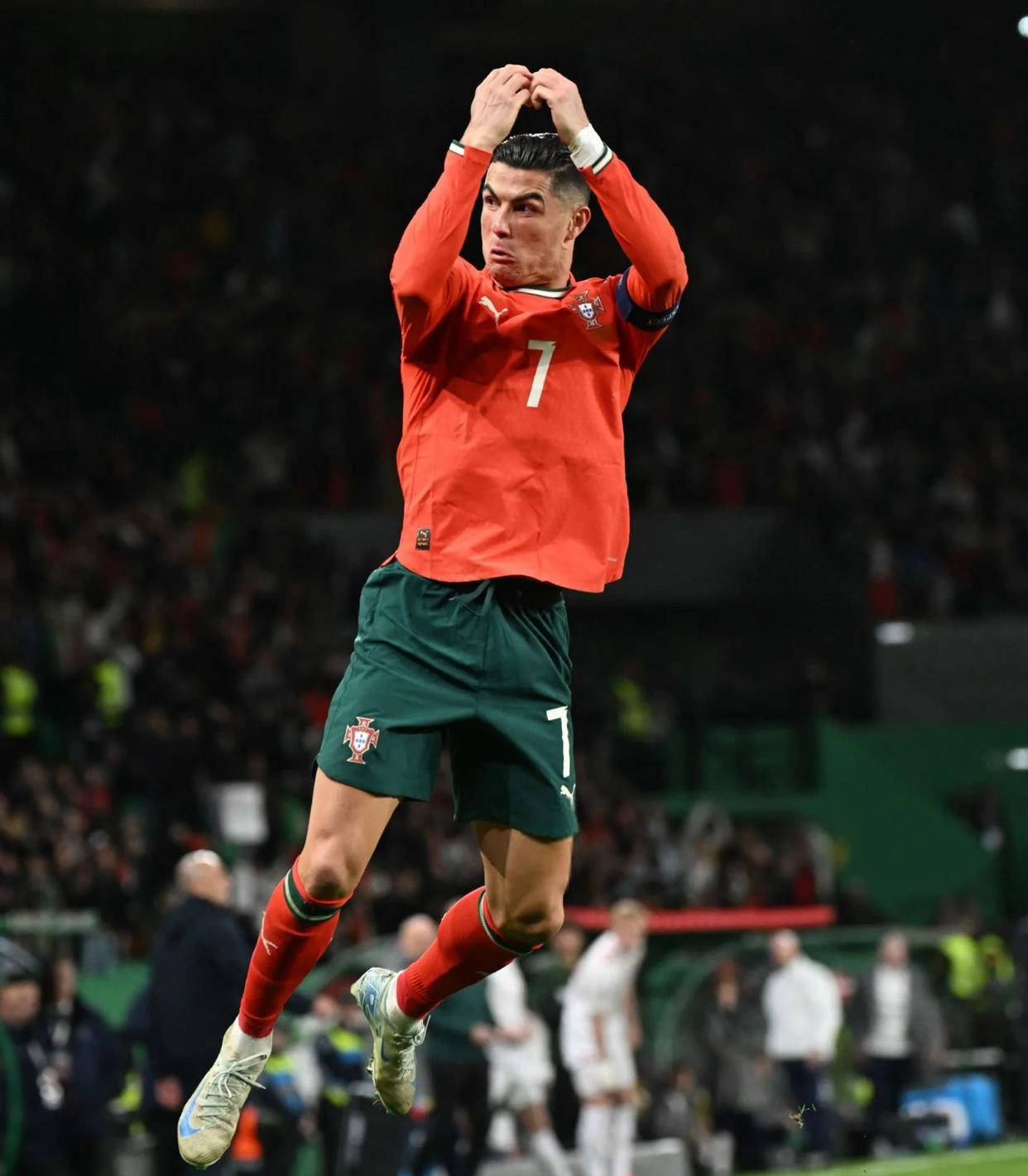 详解棒球比赛中的不死三振规则它如何给予打者最后的希望