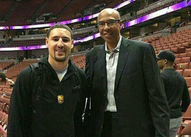 双核磨合与伤病拉锯：湖人22胜11负背后的的冲冠暗战